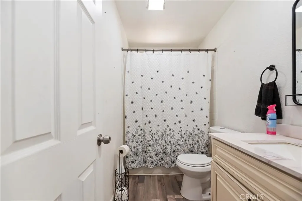 13671 Westwood Drive, Victorville, California 92395 home-pic-25