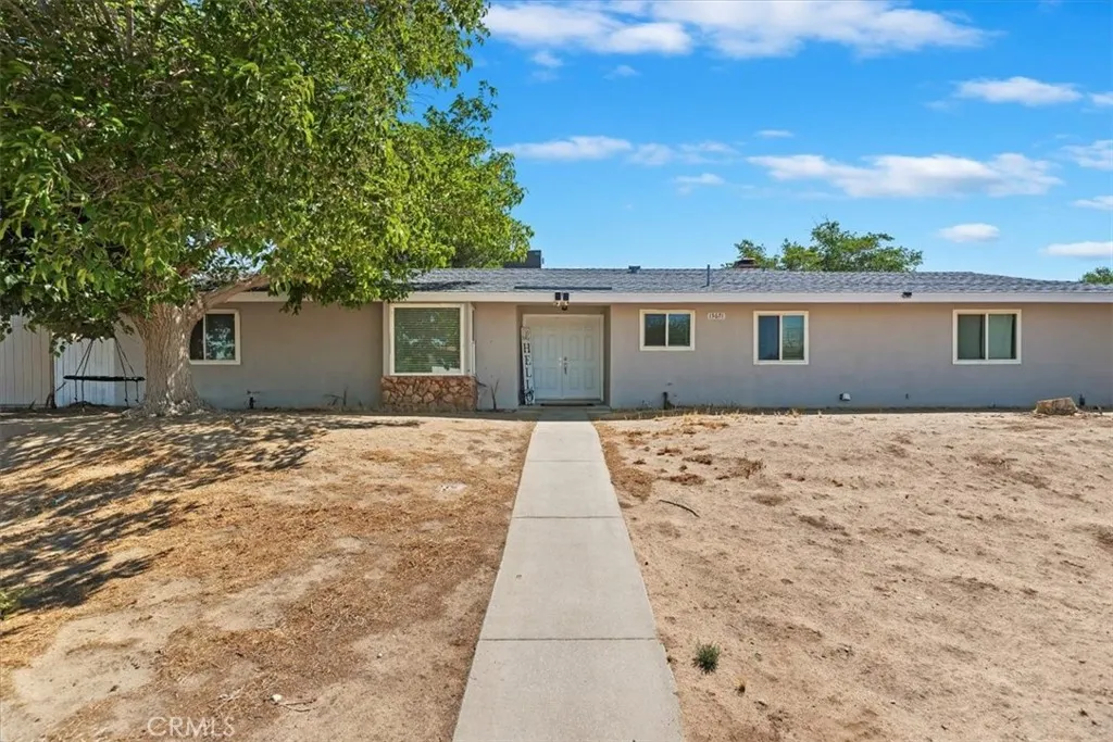 13671 Westwood Drive, Victorville, California 92395 home-pic-7