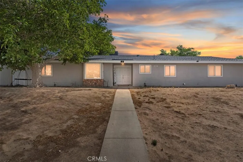 13671 Westwood Drive, Victorville, California 92395 home-pic-1