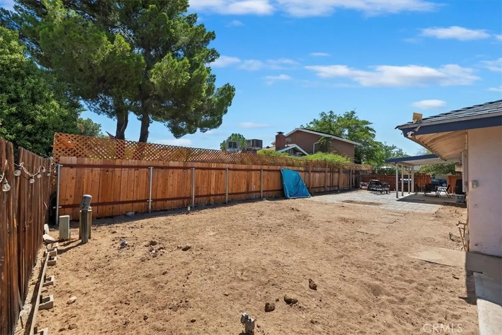 13671 Westwood Drive, Victorville, California 92395 home-pic-35