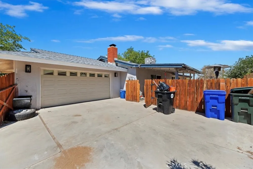 13671 Westwood Drive, Victorville, California 92395 home-pic-32