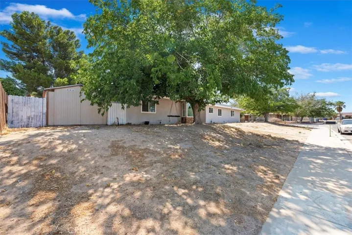 13671 Westwood Drive, Victorville, California 92395