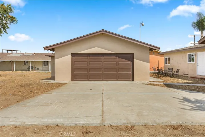 6323 Smith Avenue, Jurupa Valley, California 91752