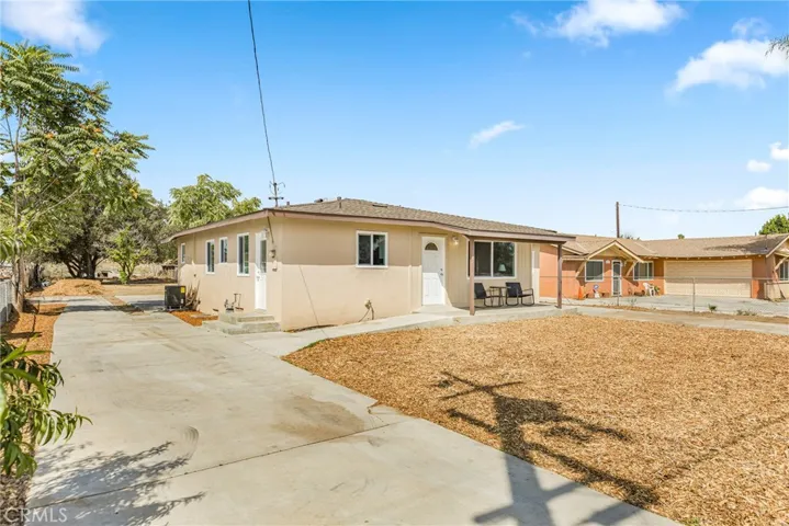 6323 Smith Avenue, Jurupa Valley, California 91752