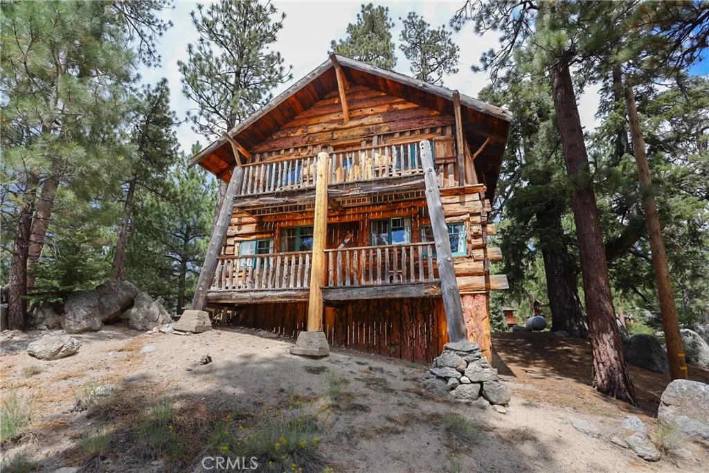39342 Mohawk Drive, Fawnskin, California 92333 home-pic-0
