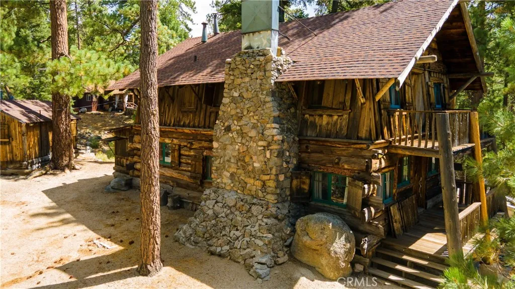 39342 Mohawk Drive, Fawnskin, California 92333 home-pic-41