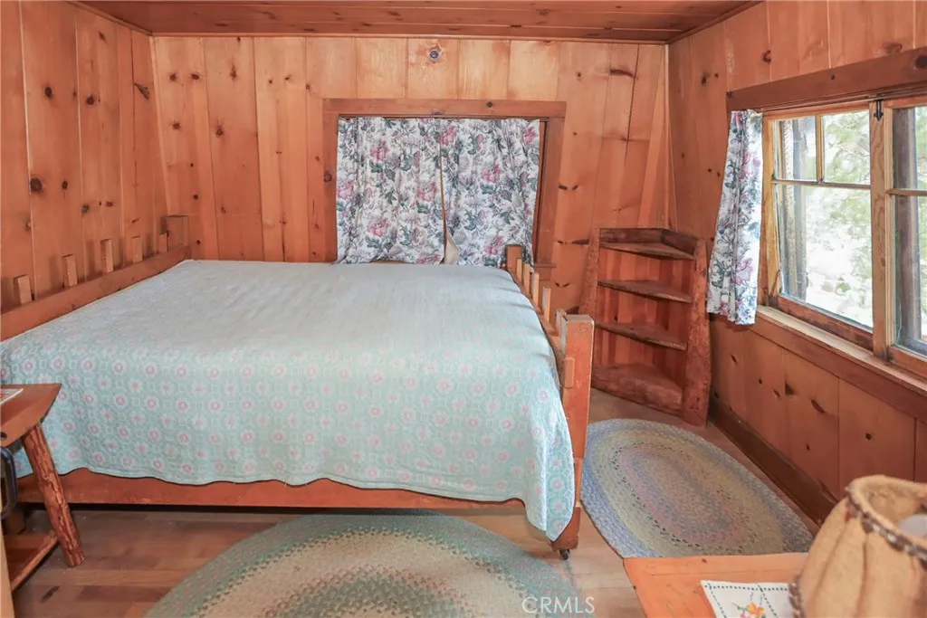 39342 Mohawk Drive, Fawnskin, California 92333 home-pic-29