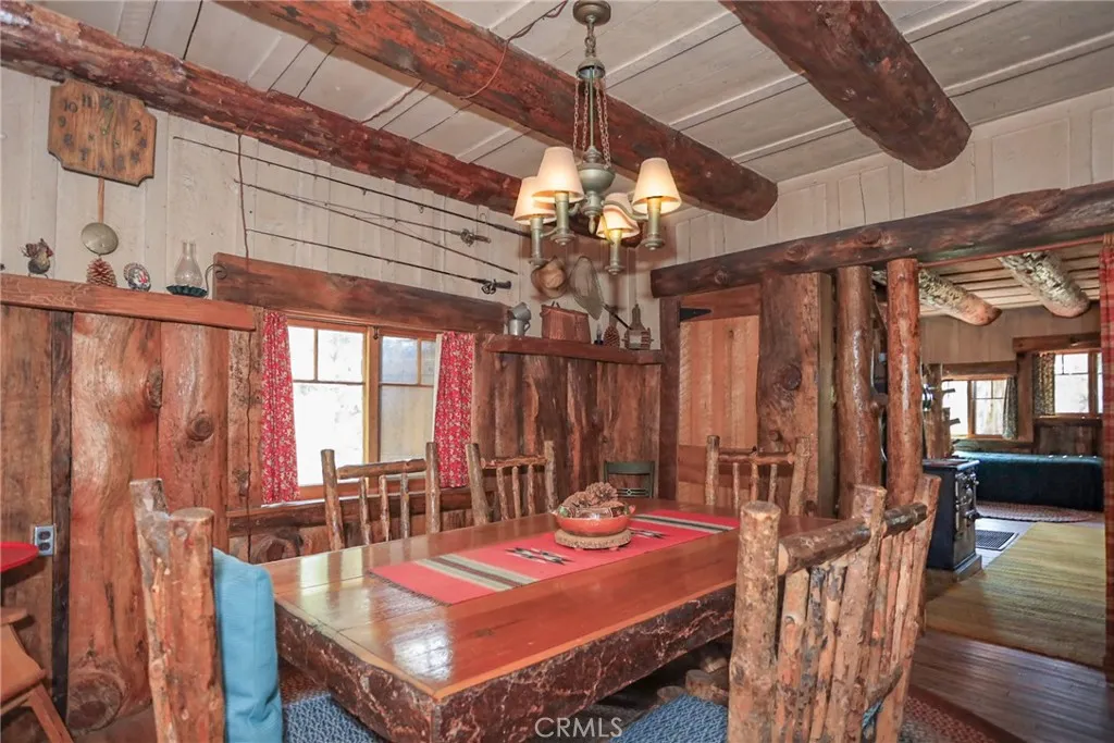 39342 Mohawk Drive, Fawnskin, California 92333 home-pic-10