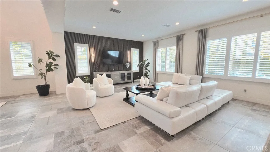 56 Redshift, Irvine, California 92618 home-pic-16