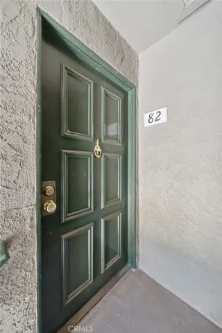 82 Streamwood, Irvine, California 92620
