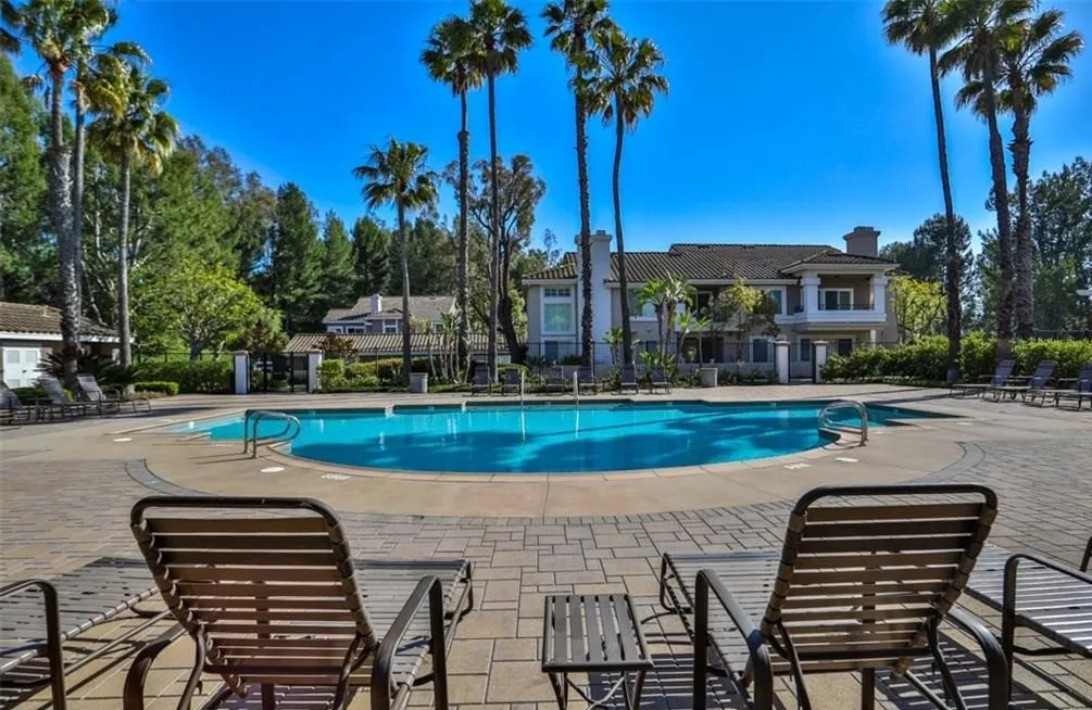 8025 E Sandstone Drive, Anaheim, California 92808 home-pic-37