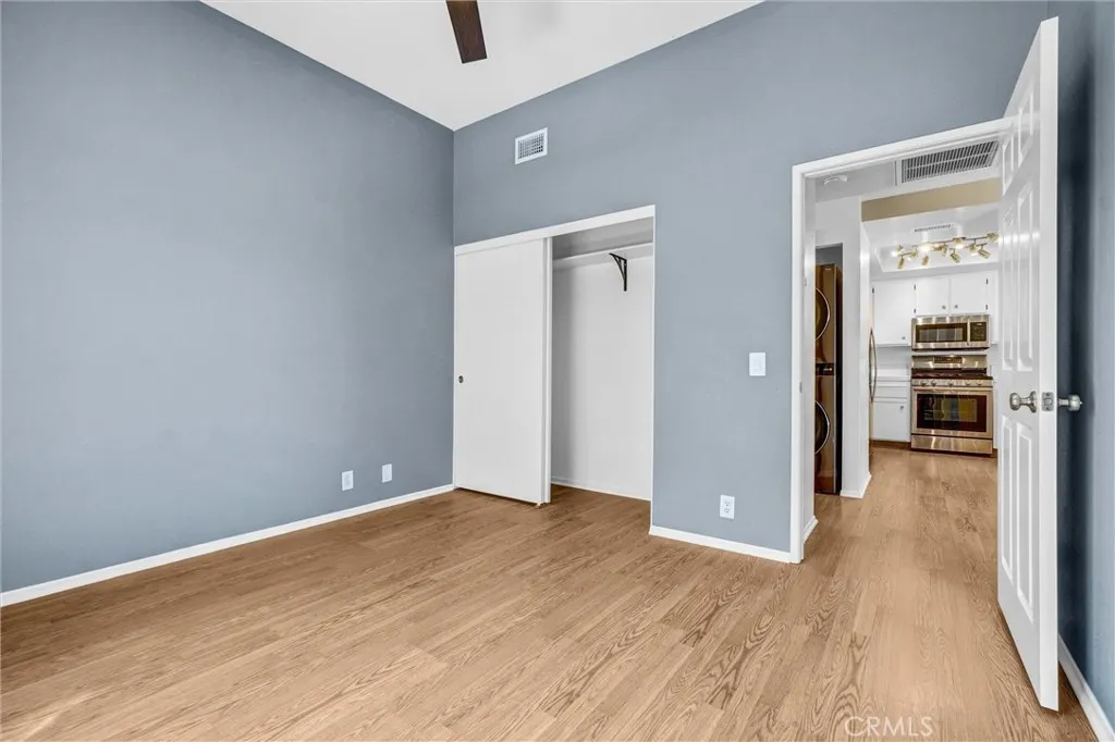 8025 E Sandstone Drive, Anaheim, California 92808 home-pic-19