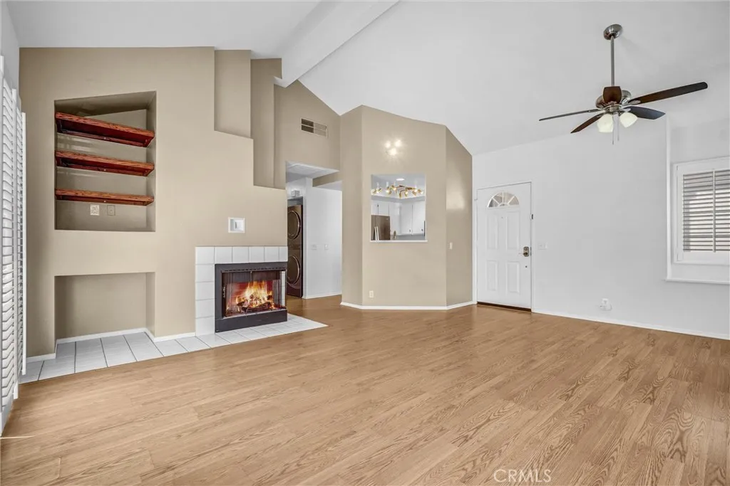 8025 E Sandstone Drive, Anaheim, California 92808 home-pic-11