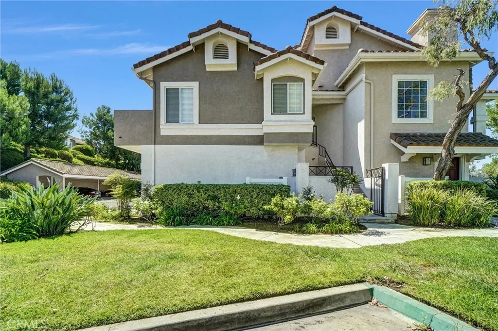 8025 E Sandstone Drive, Anaheim, California 92808 home-pic-3
