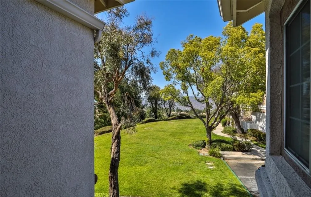 8025 E Sandstone Drive, Anaheim, California 92808 home-pic-7