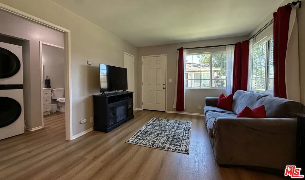 461 E 234th Walk 1/8, Carson, California 90745, 1 Bedroom Bedrooms, ,1 BathroomBathrooms,Residential,For Sale,234th,25576653