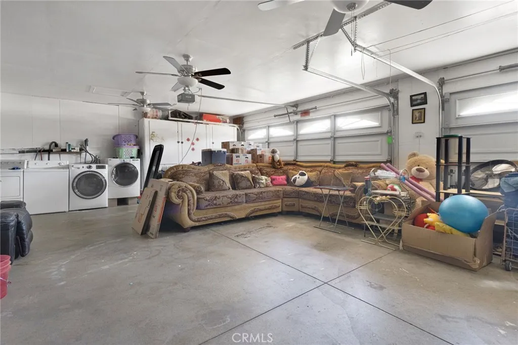 10654 Alton Place, Adelanto, California 92301 home-pic-16