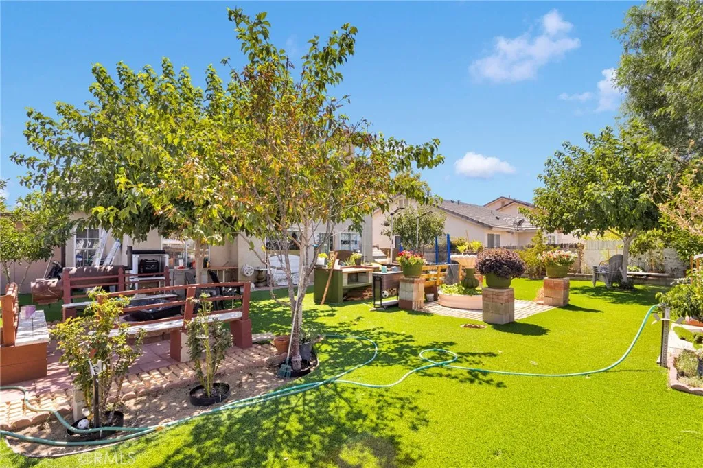 10654 Alton Place, Adelanto, California 92301 home-pic-21