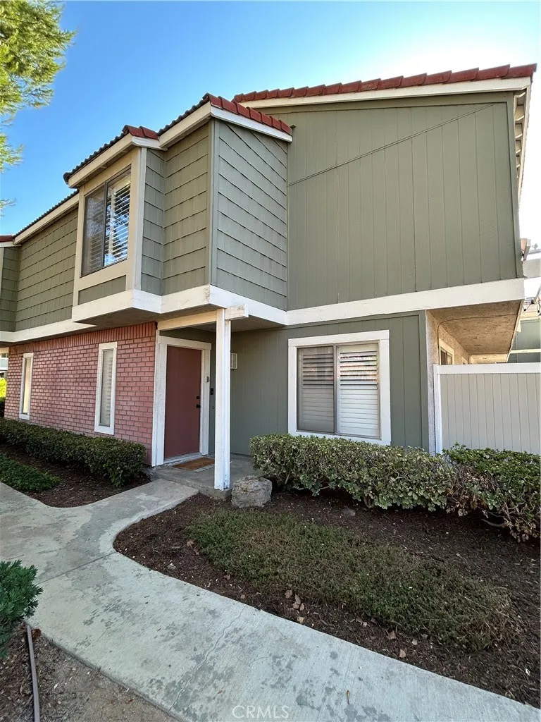 1030 Golden Springs Drive B, Diamond Bar, California 91765, 3 Bedrooms Bedrooms, ,3 BathroomsBathrooms,Residential,For Sale,Golden Springs,MB25194592