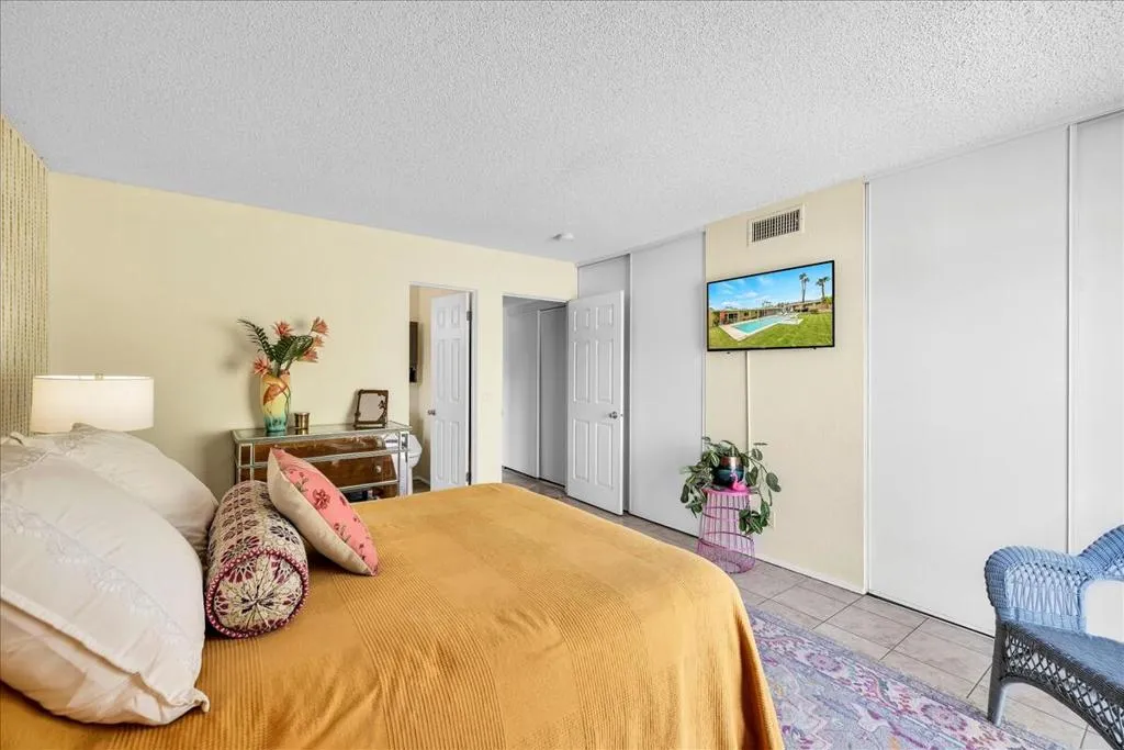 48485 Prairie Drive, Palm Desert, California 92260 home-pic-25
