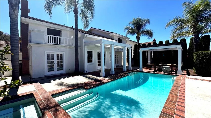 1086 S Rimwood Drive, Anaheim Hills, California 92807