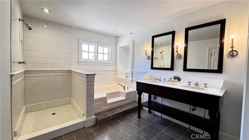 1086 S Rimwood Drive, Anaheim Hills, California 92807