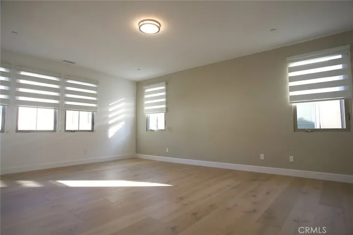 204 Sutters, Irvine, California 92602