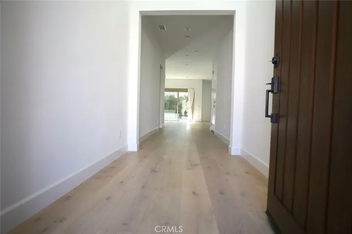 204 Sutters, Irvine, California 92602