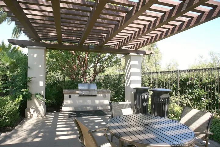 204 Sutters, Irvine, California 92602