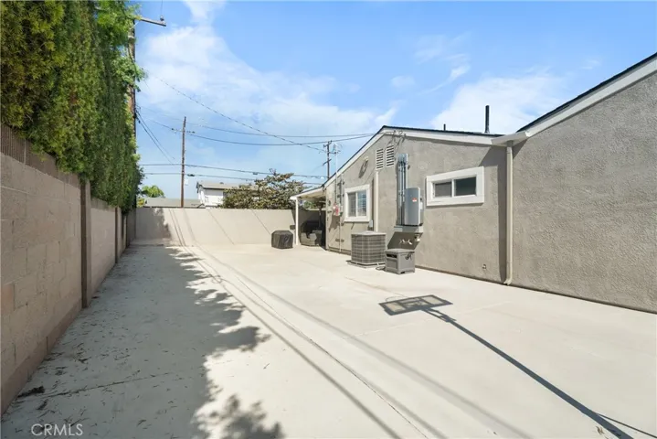 5502 Kanel Circle, Cypress, California 90630