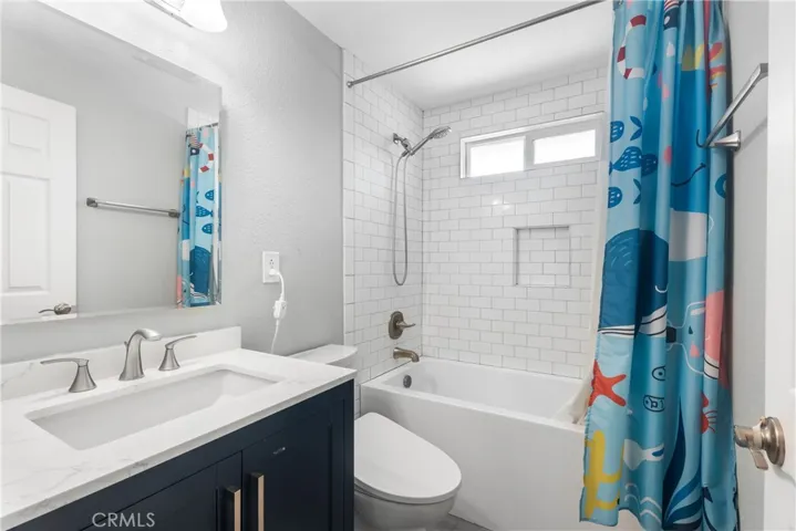 5502 Kanel Circle, Cypress, California 90630