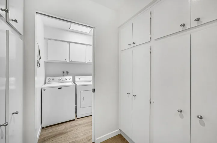 447-Sunningdale-Dr-19