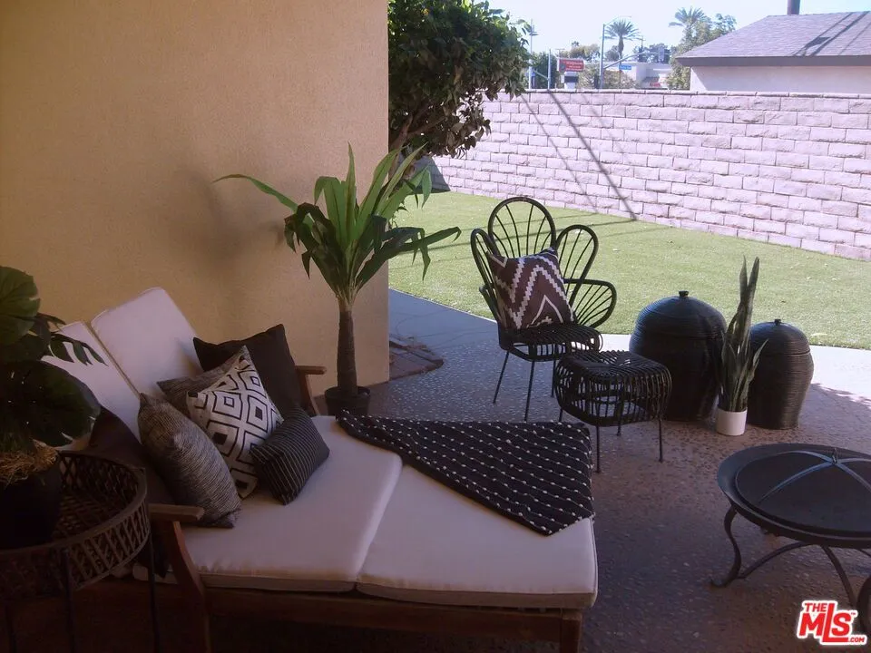 2553 Pine Avenue, Long Beach, California 90806 home-pic-6