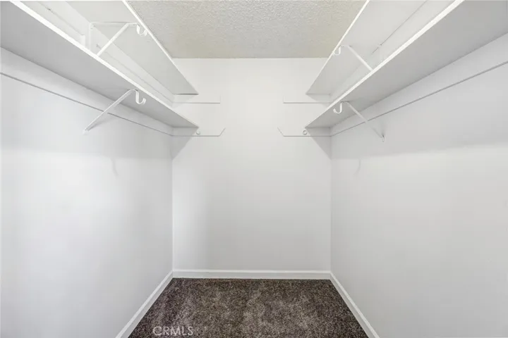 1725 Dennis Avenue, Clovis, California 93611
