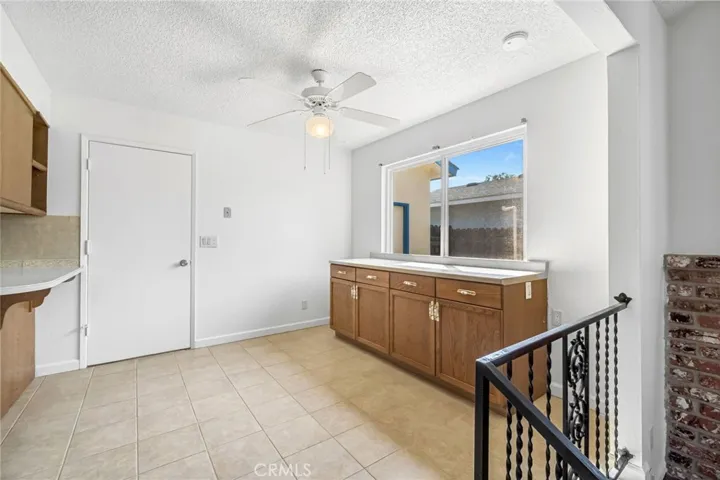 1725 Dennis Avenue, Clovis, California 93611