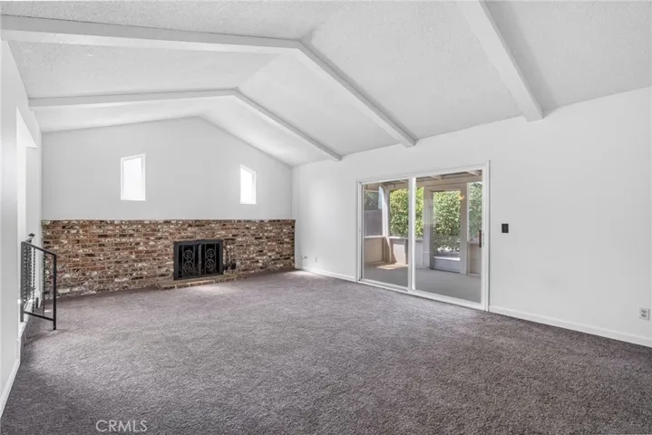 1725 Dennis Avenue, Clovis, California 93611