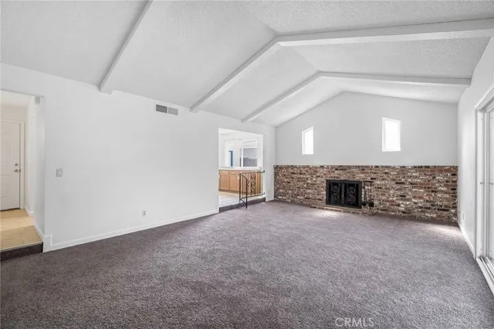 1725 Dennis Avenue, Clovis, California 93611