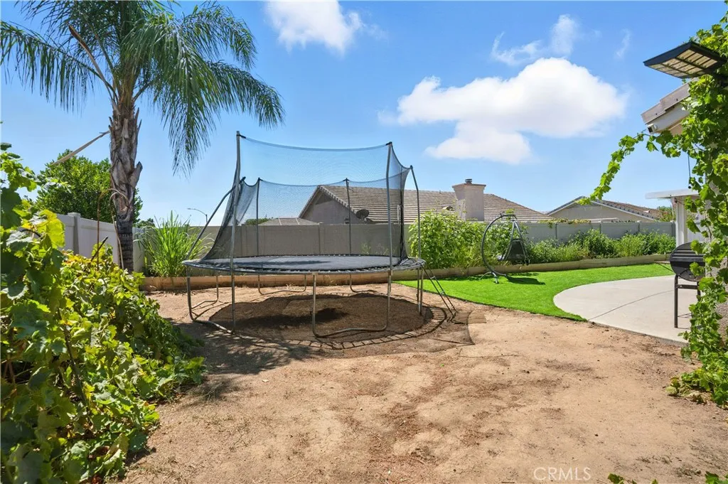 31309 Van Ruysdael Ln, Winchester, California 92596 home-pic-31