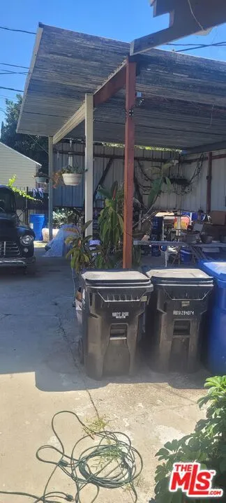5102 Cimarron Street, Los Angeles, California 90062 home-pic-6