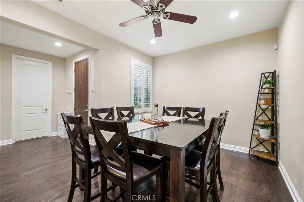 28319 Chisel Court, Valencia, California 91354 home-pic-7