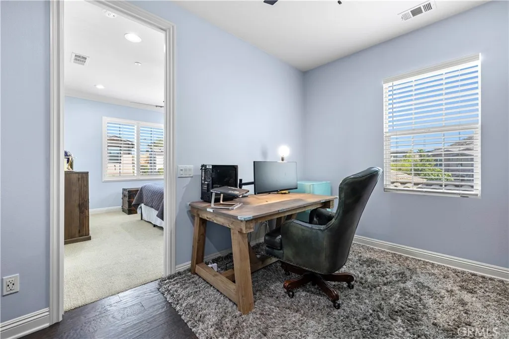 28319 Chisel Court, Valencia, California 91354 home-pic-30