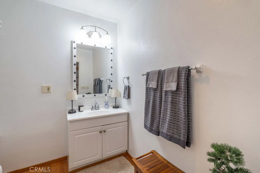 39335 N Shore Drive, Fawnskin, California 92333 home-pic-31