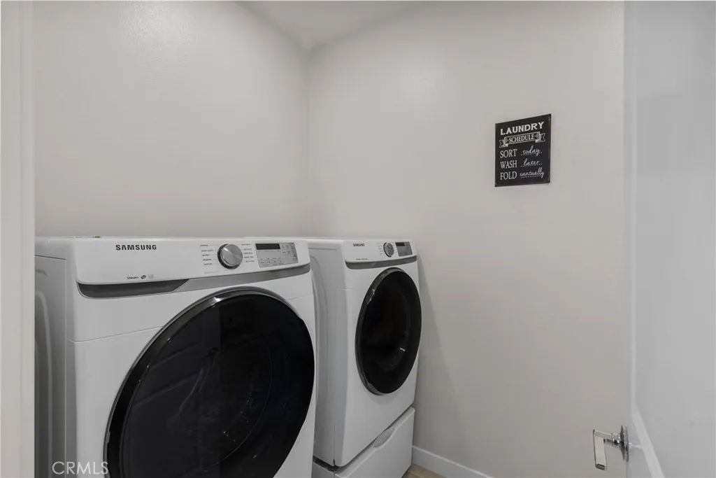 27258 Narrowleaf Willow Lane, Valencia, California 91381 home-pic-9