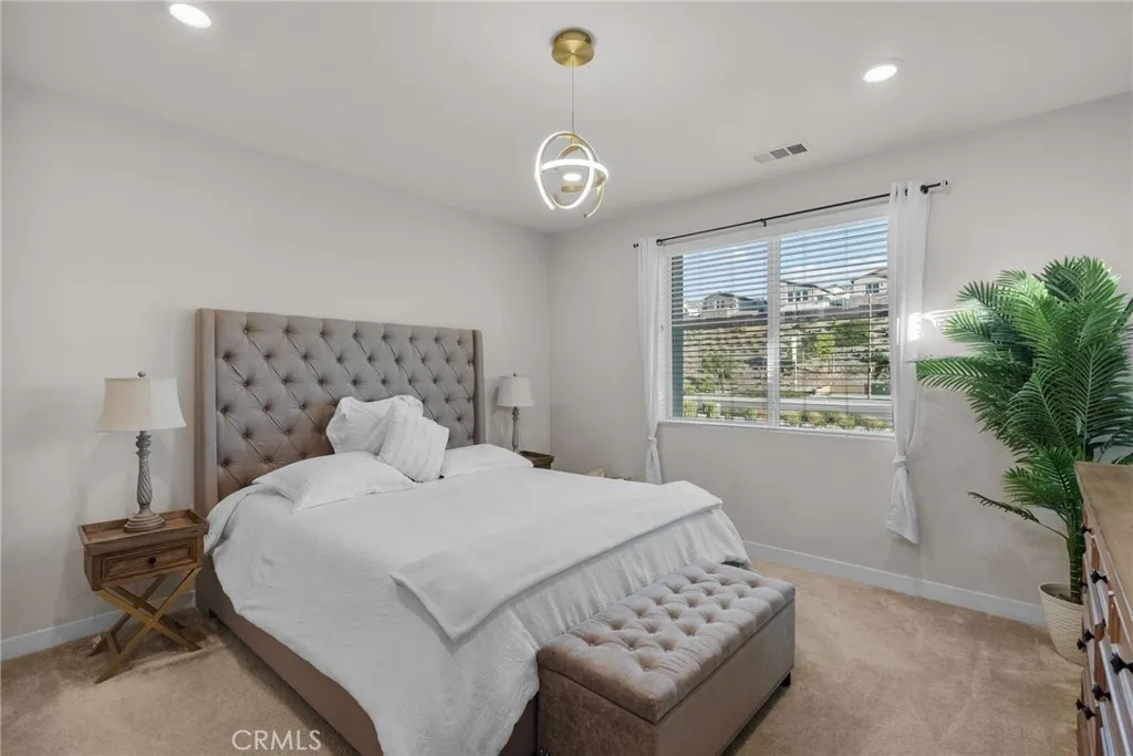 27258 Narrowleaf Willow Lane, Valencia, California 91381 home-pic-16