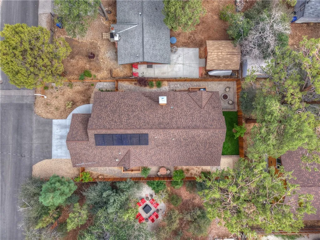 365 Santa Barbara Avenue, Sugarloaf, California 92386 home-pic-46