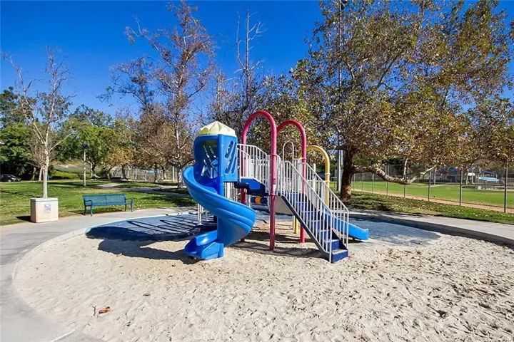 23401 La Crescenta C257, Mission Viejo, California 92691