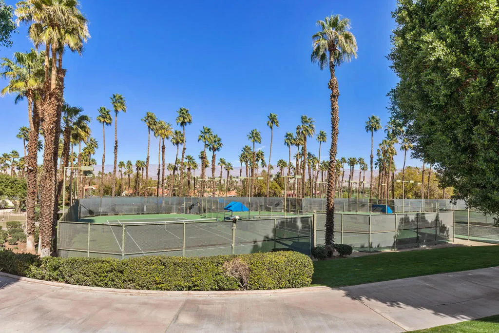 76702 Daffodil Drive, Palm Desert, California 92211 home-pic-34