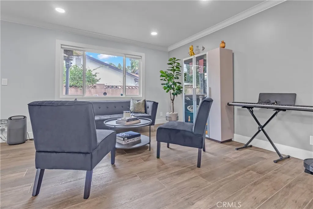 1508 Mccart Avenue, Brea, California 92821 home-pic-10