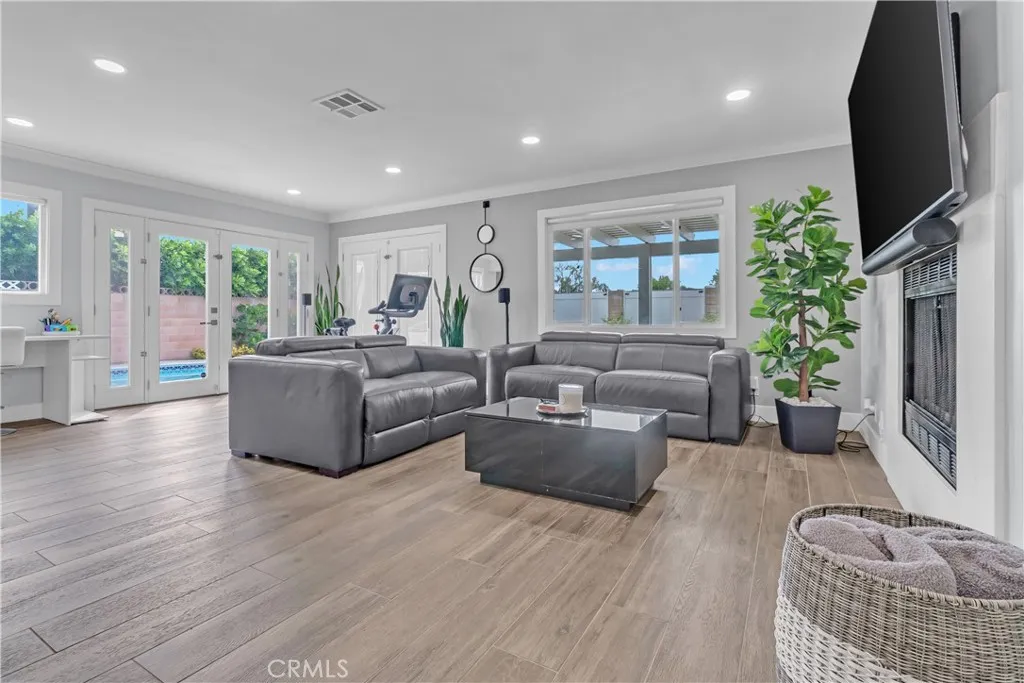 1508 Mccart Avenue, Brea, California 92821 home-pic-13