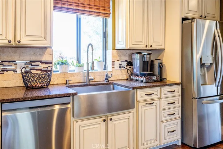 198 Loma Bonita Drive 24, San Luis Obispo, California 93401